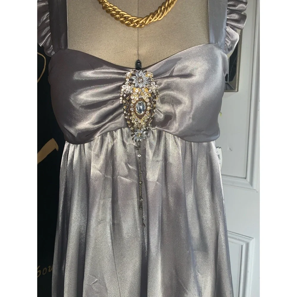 Windsor Dress - Picture 2 of 3